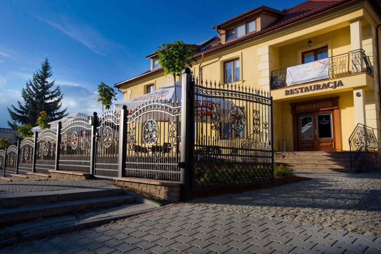 Hotel Korona Sandoměř Exteriér fotografie