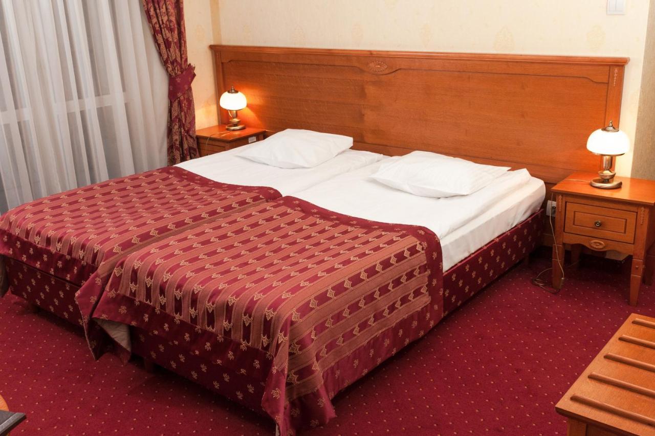Hotel Korona Sandoměř Exteriér fotografie